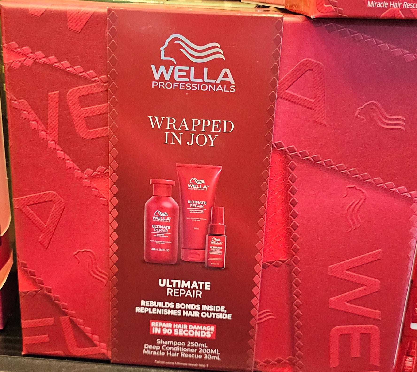 Wella Ultimate Repair Trio Box